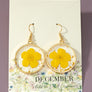 Birth month dried flower drop earrings