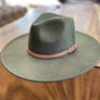 Structured wide brim panama hat With leather belt