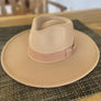 Wide brim rancher hat in vegan felt With Ribbone U