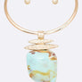 Large Resin Pendant Iconic Collar Necklace Set