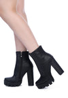 LONDON RAG SOLID TEXTURED BLOCK HEELED BOOT