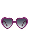 Playful Mod Clout Heart Shape Fashion Sunglasses