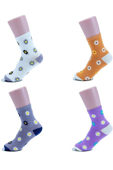 Dozen Daisy Flower Above Ankle Socks