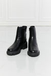 MMShoes What It Takes Lug Sole Chelsea Boots in Black