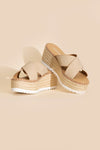 HEIGHT-S RAFFIA PLATFORM SLIDES