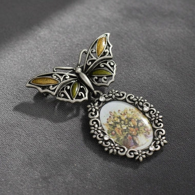 Brooch Antique Butterfly Oval Picture Frame Pin