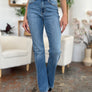 Judy Blue Full Size Mid-Rise Waist Straight Jeans