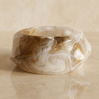 Bangle Vintage Beige Resin Wavy Chunky Bracelet