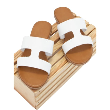 Chic Cutout Detail Flat Slide Sandals Stylish White Slip-On Summer Shoes for Casual, Beach, and Everyday Wear