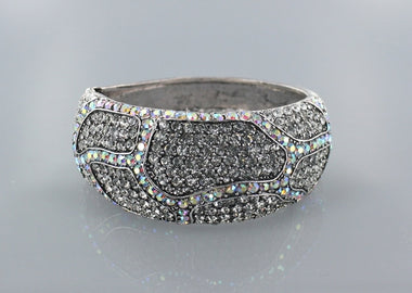 Rhinestone Embedded Bangle