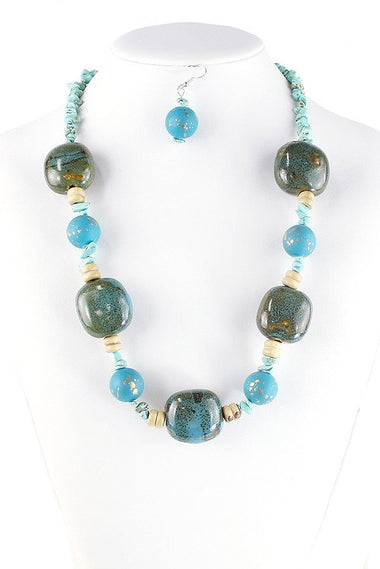 Shell/Gemstone Necklace Earring Set